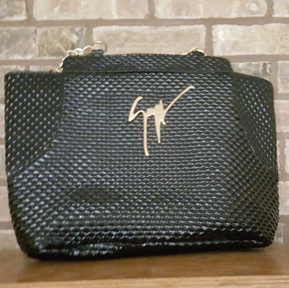 Purse - Picture 3 of 4